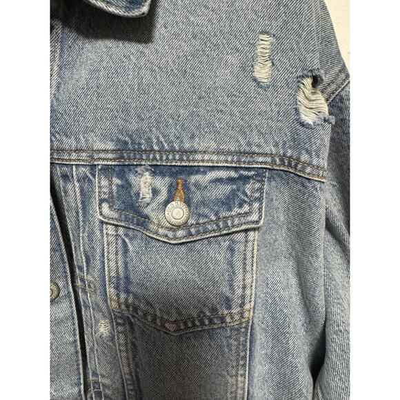 Old Navy Denim Jacket Womens 2XL Light Wash Distressed Trucker Button Front - Picture 4 of 11